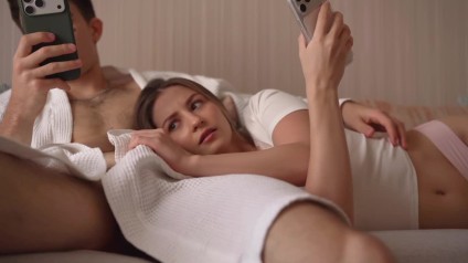 Nem volt hajlandó a mostohahúgom leállni, úgyhogy kénytelen voltam meghágni...